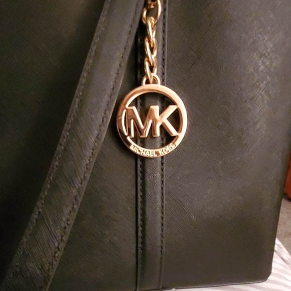 Michael Kors Sady Large Multifunctional - Picture 1 of 7